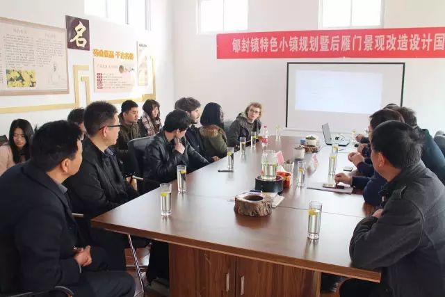 一批批參觀團(tuán)為何頻頻到云臺(tái)冰菊基地參觀？